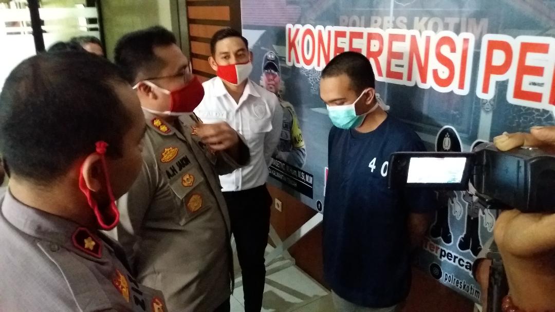 Pemuda ini Sebar Video Mesum Bersama Mantan Pacar