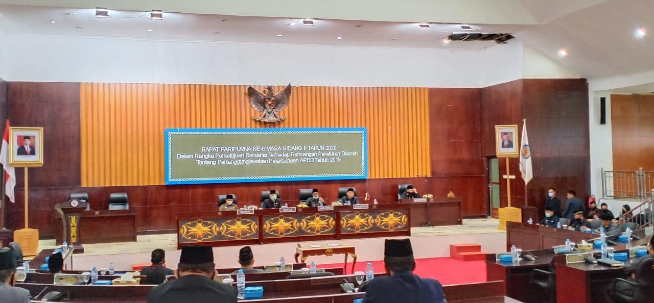 Paripurna Pengesahan Raperda PJ APBD Mura Cacat Hukum