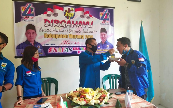Inilah Waktu Terbaik untuk Memeluk Anak