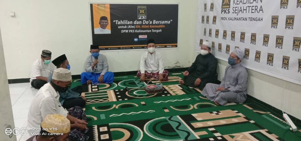 Kenang KH Hilmi Aminuddin, PKS Kalteng Gelar Tahlilan