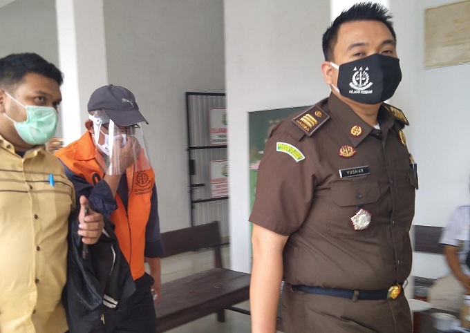 Terjerat Korupsi Tiket Pesawat Rp 754 Juta, Daniel Alexander Ditahan Kejari Pangkalan Bun