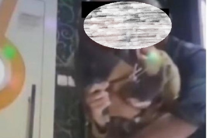 Viral, Oknum Kades Peluk Istri Kadusnya di Tempat Karaoke