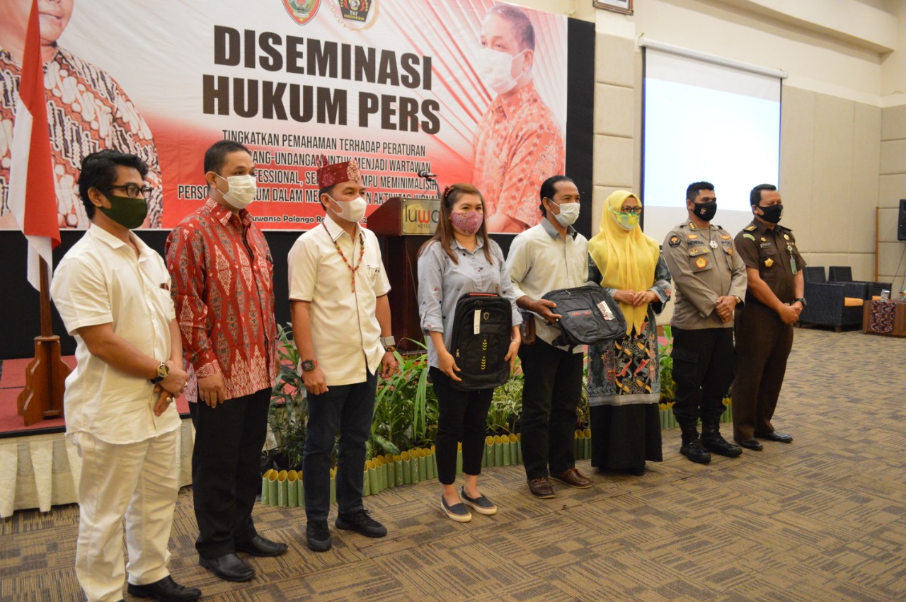 Tingkatkan Wawasan, PWI Gelar Deseminasi Hukum Pers