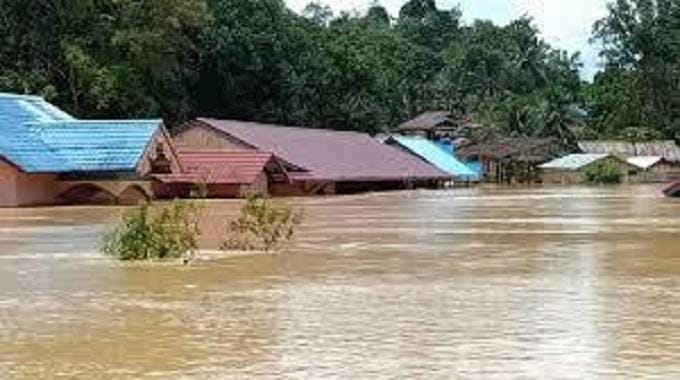 Debit Air Sungai Katingan Naik, Tumbang Samba Lumpuh