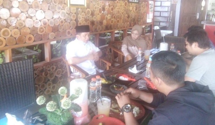 Riban Satia Didaulat Jadi Koordinator Relawan Muda Ben-Ujang