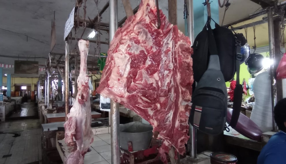 Peminat Sepi, Harga Daging di Sampit Tetap Stabil