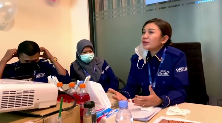 Klinik Bisnis, Monica Rasyid Gelontorkan Rp 250 Juta untuk UMKM
