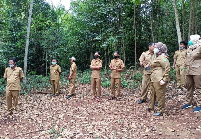 Wabup Kotim Temukan Wisata Batu Bakajang di Desa Pamalian: Juga Ada Makam Habaib