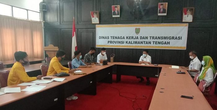 Tak Dapat THR, Silahkan Lapor ke Posko BEM UPR dan Disnaker Kalteng
