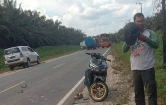 Vario VS Truk, Herman Meregang Nyawa di Jalan