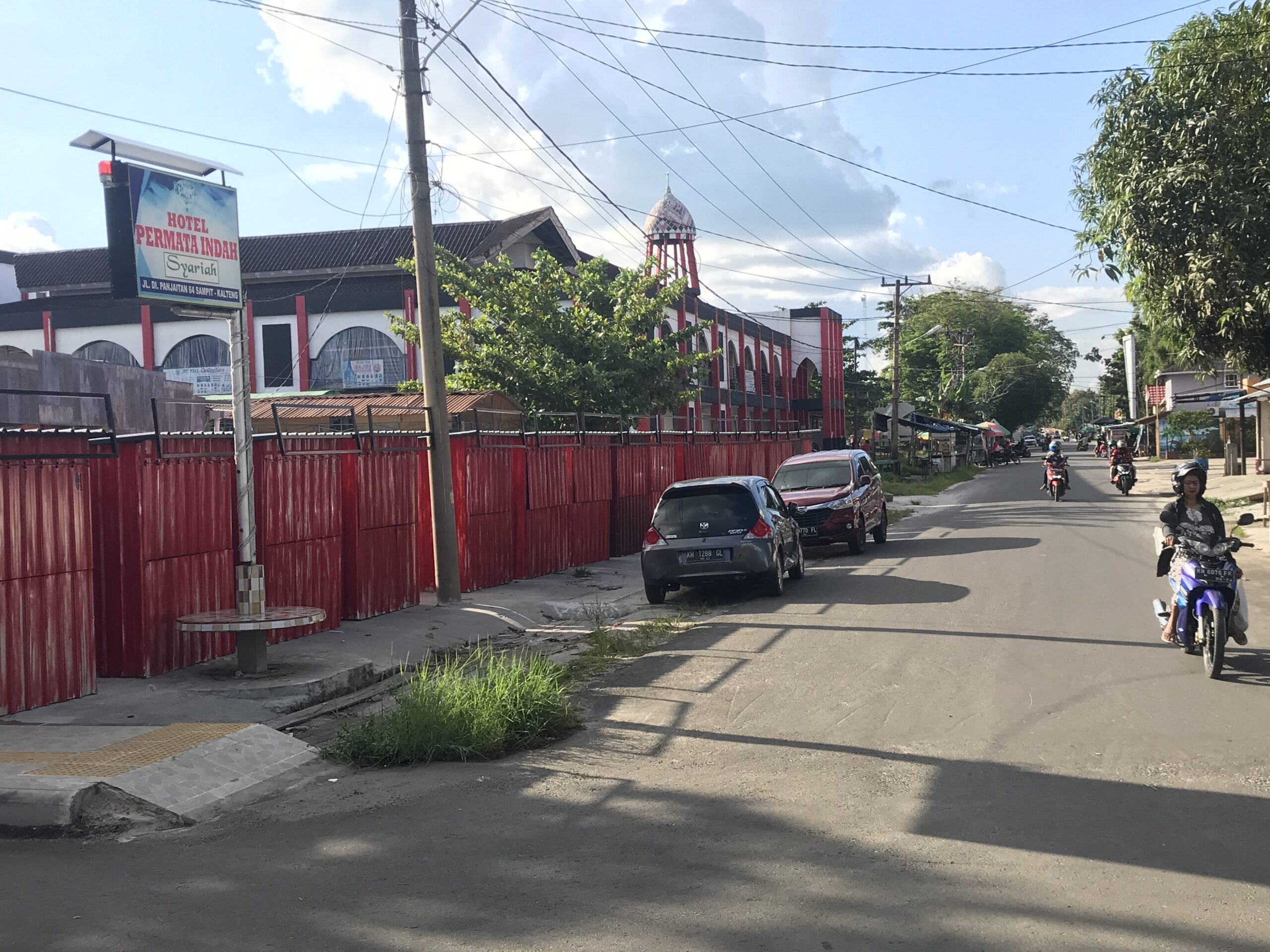 Kontainer Untuk Pedagang Kuliner Di Pasar Eks Mentaya Diberikan Secara Cuma-Cuma