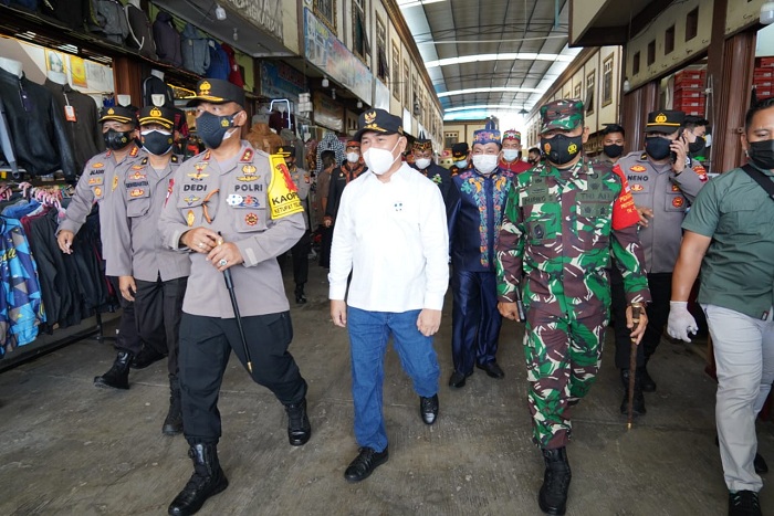 Danrem – Gubernur Kalteng Pantau Vaksinasi di Palangka Raya