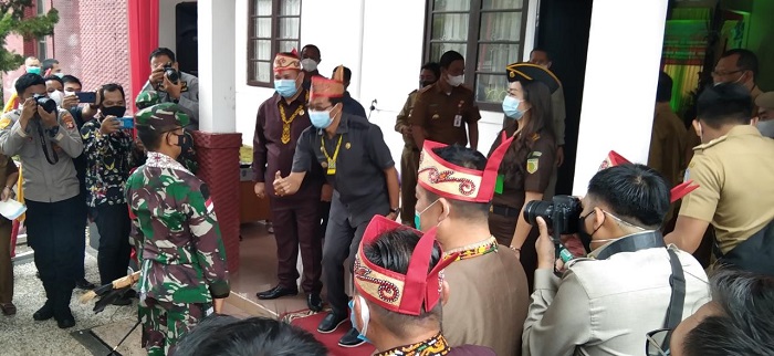 Pangdam dan Kapolda Kunjungi Mura, Bupati Perdie : Selamat Datang di Kota Emas