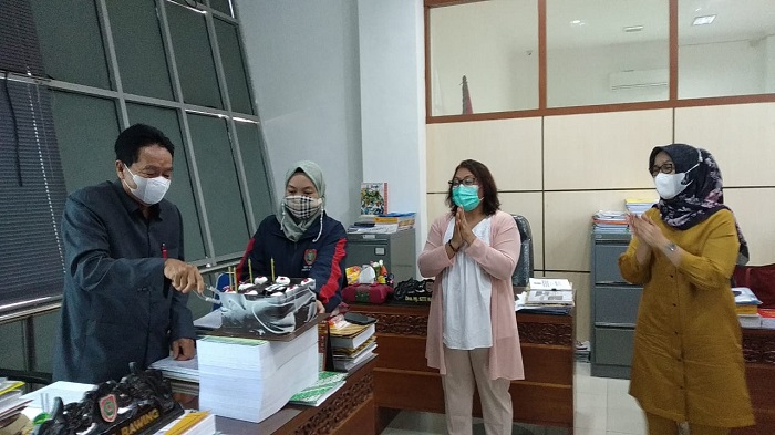 Masuki Usia 71 Tahun, Ketua Komisi III DPRD Kalteng Dapat Kejutan