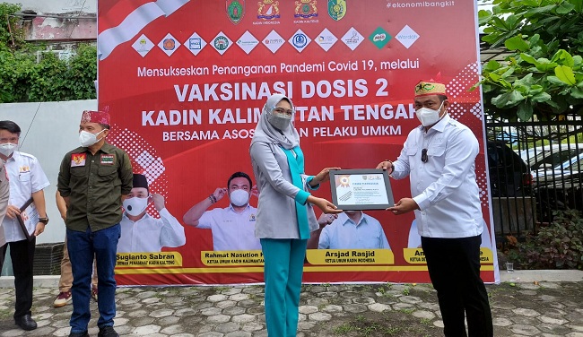 Sebut Vaksinasi Kadin Kalteng Lebih Tertib, RNH: Karena Semua Diatur