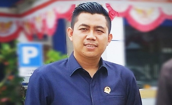 Lambung Kapal Retak, CPO Mengalir di Sungai Mentaya, Dewan: Kelalaian Jangan Terulang Lagi