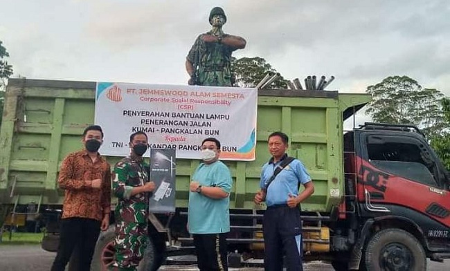 25 Titik Akan Dipasangi Lampu, Jalan Lanud Iskandar – Kumai Tidak Gelap Lagi