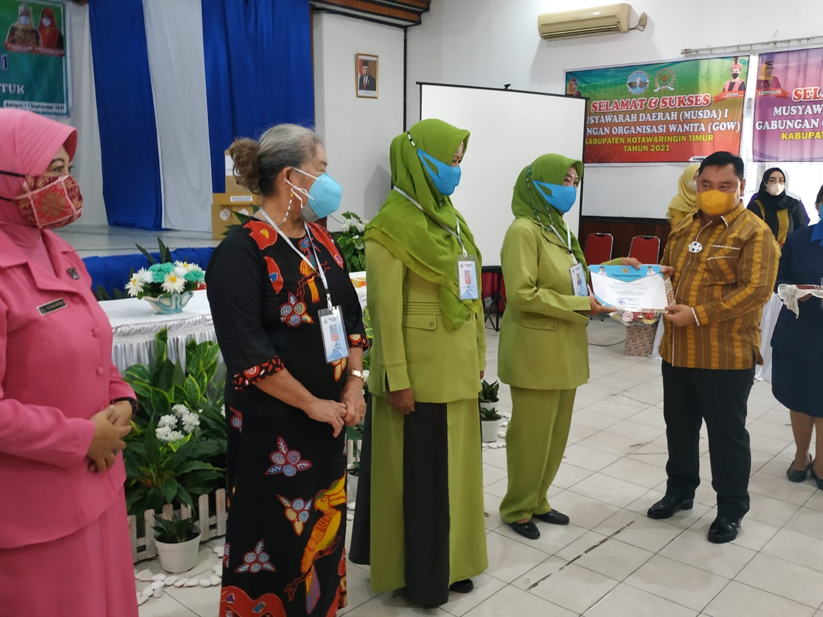 Bupati Halikinnor Sebut Pemkab Membutuhkan Bantuan Kaum Perempuan