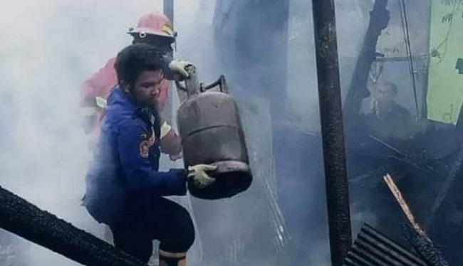 Berslogan “Pantang Pulang Sebelum Padam”, Ini Pesan dari Damkar Kobar