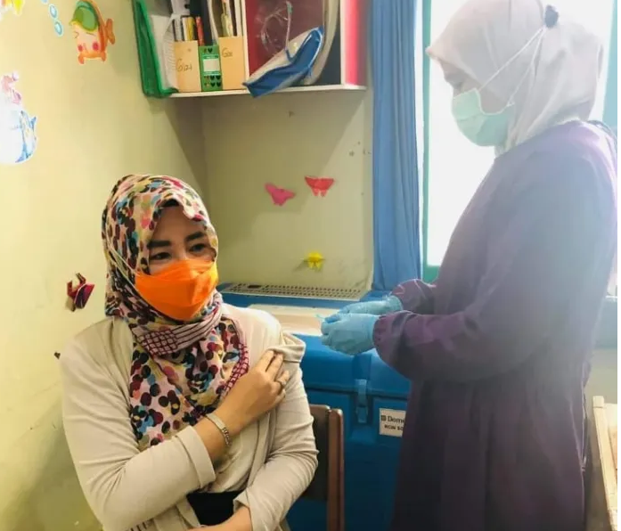 Disuntik Vaksin Covid-19, Legislator : Aman dan Halal