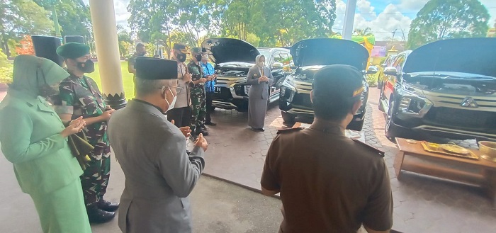 Inilah Lima Unit Jenis Mobil yang Diserahkan untuk Forkopimda Kobar