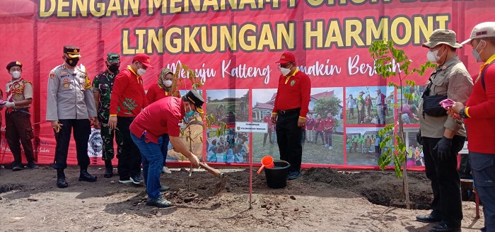 Gubernur Kalteng Ajak Masyarakat Mencintai Lingkungan