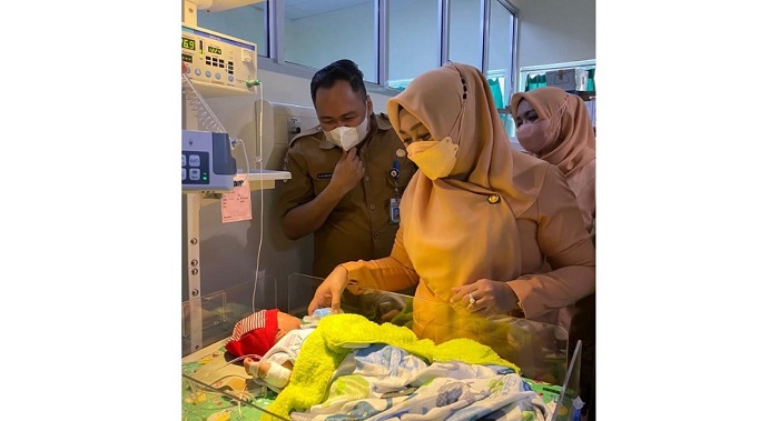 Patah Tulang, Bayi Bernasib Malang di Sampit akan Dirujuk ke Palangka Raya