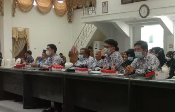 PGRI dan DPRD Barut Sepakat Tak Pungut Iuran dari Guru Honorer