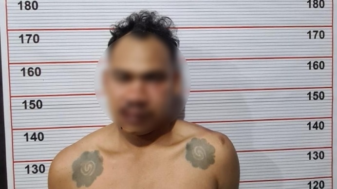 Pria di Kobar ini Rampok Tas Teman Sendiri
