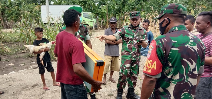 TNI Amankan Meja Judi di Pasar Halilulikk, Minta Masyarakat Tiap Minggu ke Gereja
