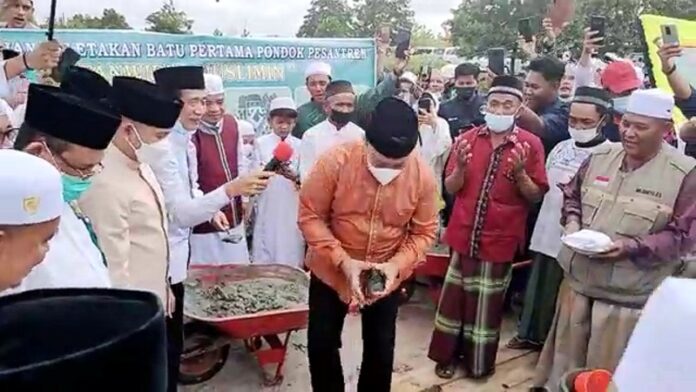 Wagub Kalteng Mulai Pembangunan Pesantren Tanwirul Muslimin