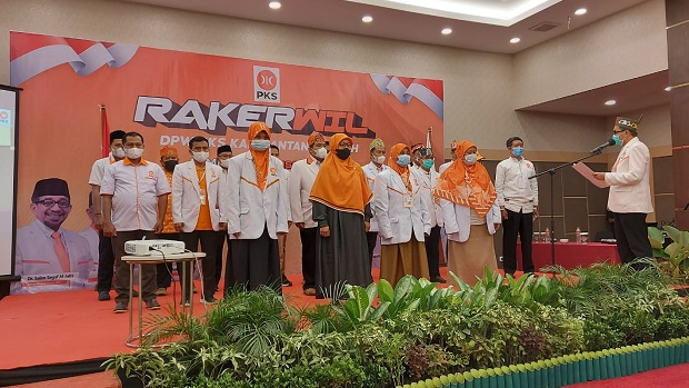 Selenggarakan Rakerwil, PKS Kalteng Lantik Ratusan Kader Madya dan Dewasa