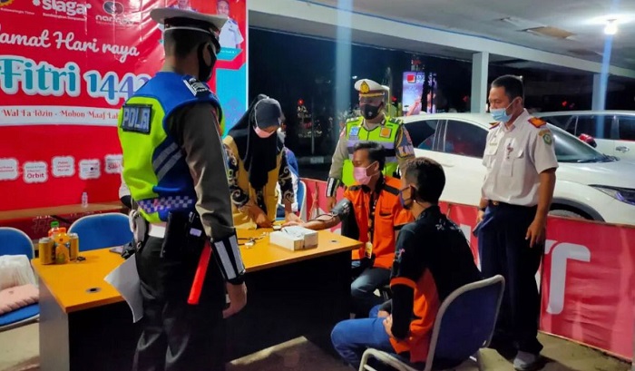 Sopir Bus di Sampit Dites Urine, Ini Hasilnya