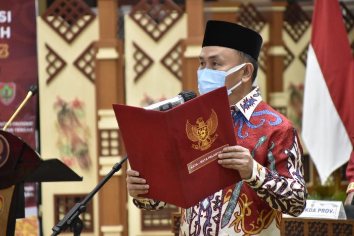 Gubernur Sugianto Sabran Lantik Pejabat di Lingkungan Pemprov Kalteng