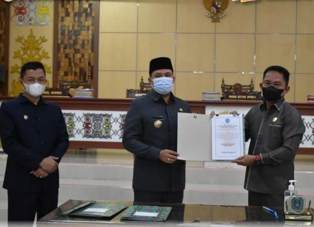 Bupati Hadiri Rapat Paripurna DPRD Kabupaten Lamandau
