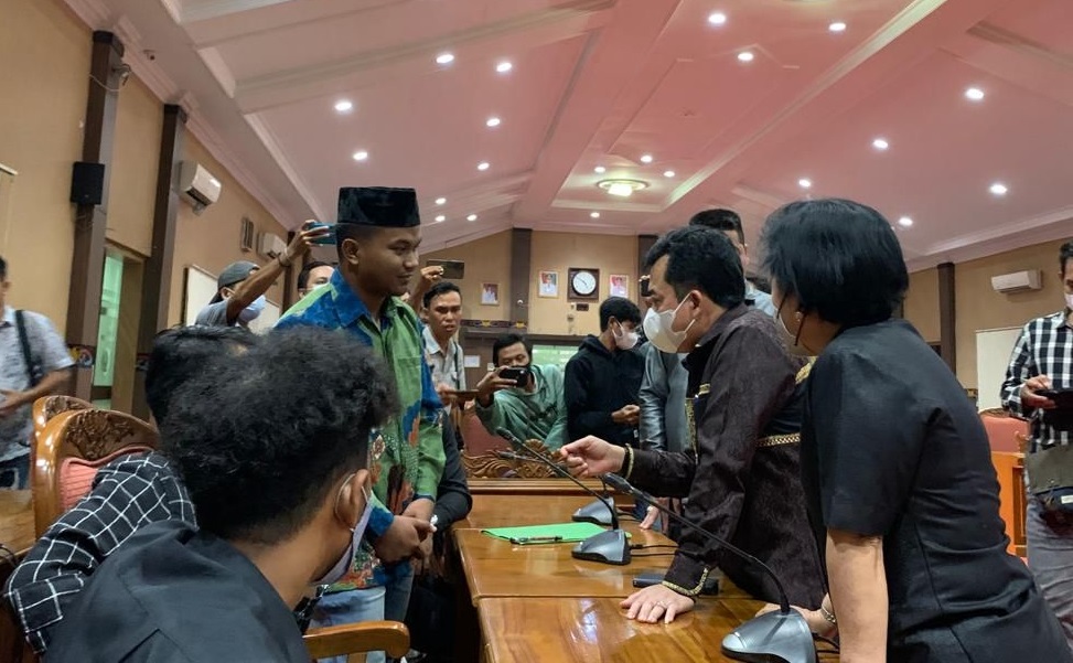 Aliansi Masyarakat Kotim Sampaikan Poin Tuntutan ke DPRD, Berikut Isinya