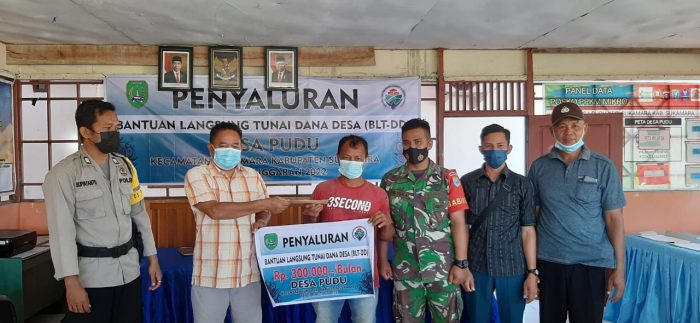 Pemdes Pudu Salurkan BLT-DD Tahun Anggaran 2022 Kepada Para KPM