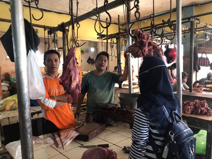 Bupati Kotim Intruksikan Dinas Pertanian Serius Pantau Penyakit PMK pada Sapi
