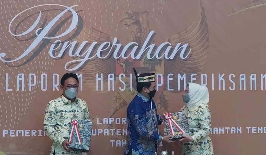 Lagi-Lagi, Bupati Kobar Hj Nurhidayah Kembali Raih Opini WTP dari BPK
