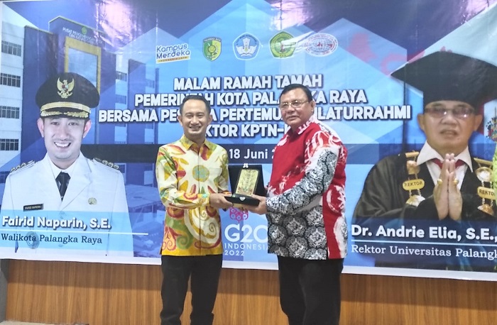 Pimpinan Perguruan Tinggi se Kalimantan Kumpul di Rujab Walikota Palangka Raya