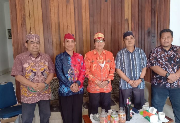 Adat Dayak Bersifat Universal, Suku-Suku Lain di Kalteng Bisa Memakainya Juga