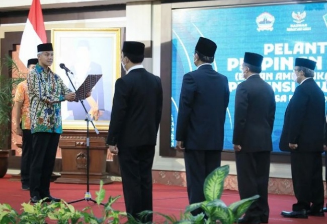 KH Ahmad Darodji Kembali Pimpin BAZNAS Jawa Tengah, Inilah Pesan Ganjar!