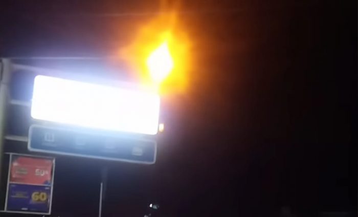 Kebakaran Kabel Listrik Gegerkan Warga Pasir Panjang