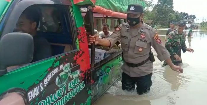Banjir Rendam Pangkalan Banteng, Jalan Ahmad Yani Lumpuh