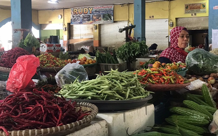 Kabar Baik untuk Emak-Emak, Harga Ayam Potong dan Cabai Turun