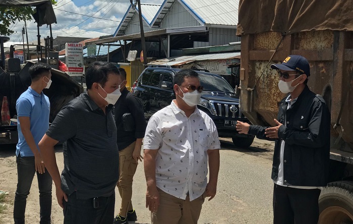 Pemkab Kotim Kucurkan Dana Miliran Rupiah untuk Peningkatan Jalan di Kota Besi