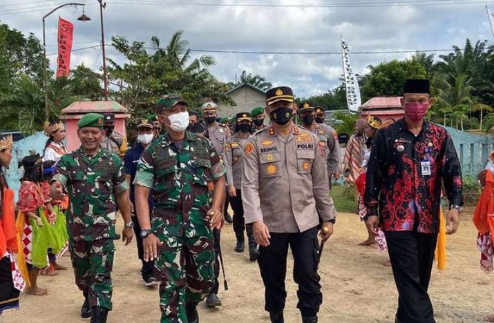 Dandim Lamandau Canangkan Desa Wonorejo Sebagai Kampung Pancasila “Berkah”