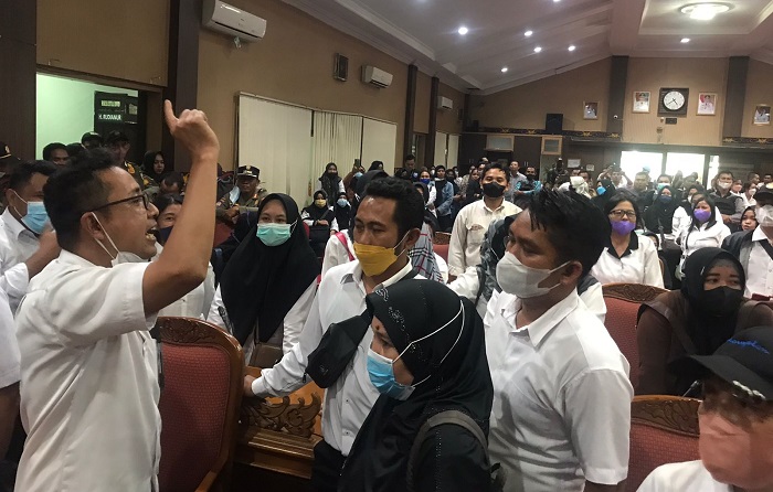 Kecewa dengan Keputusan Ketua DPRD Kotim, Tekon: Jangan Langsung Ditinggal