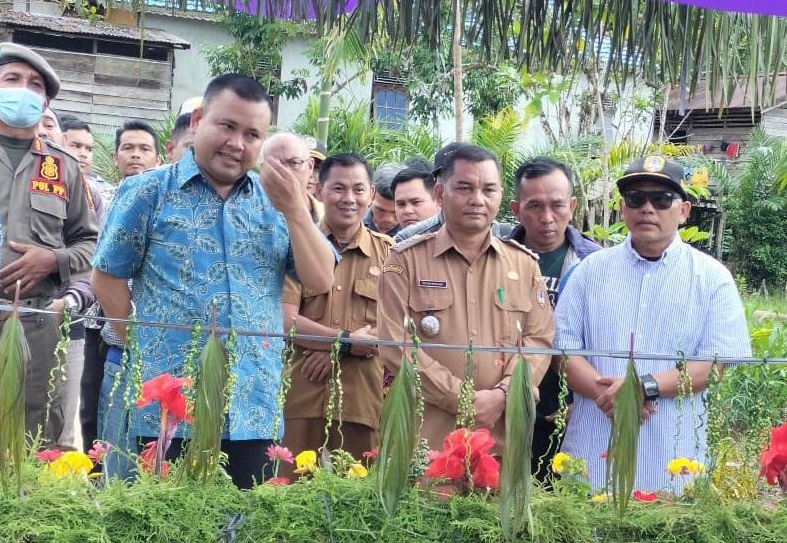 Bupati Dadi Buka Acara Seminar dan Pelatihan Perkawan GKII Se-Belimbing Raya