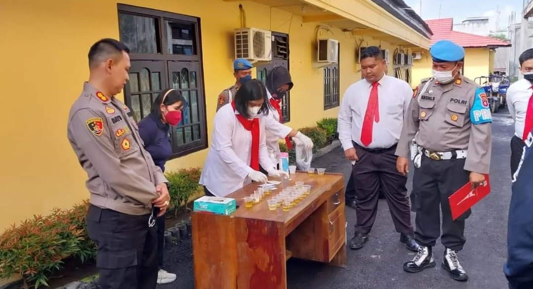 Mendadak! Kapolres Kobar Perintahkan Tes Urine untuk Para Personelnya